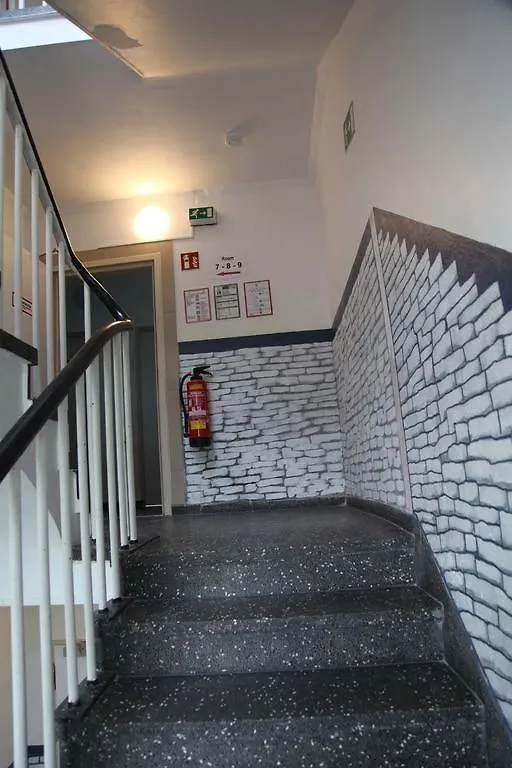 Hotel Moji Koeln