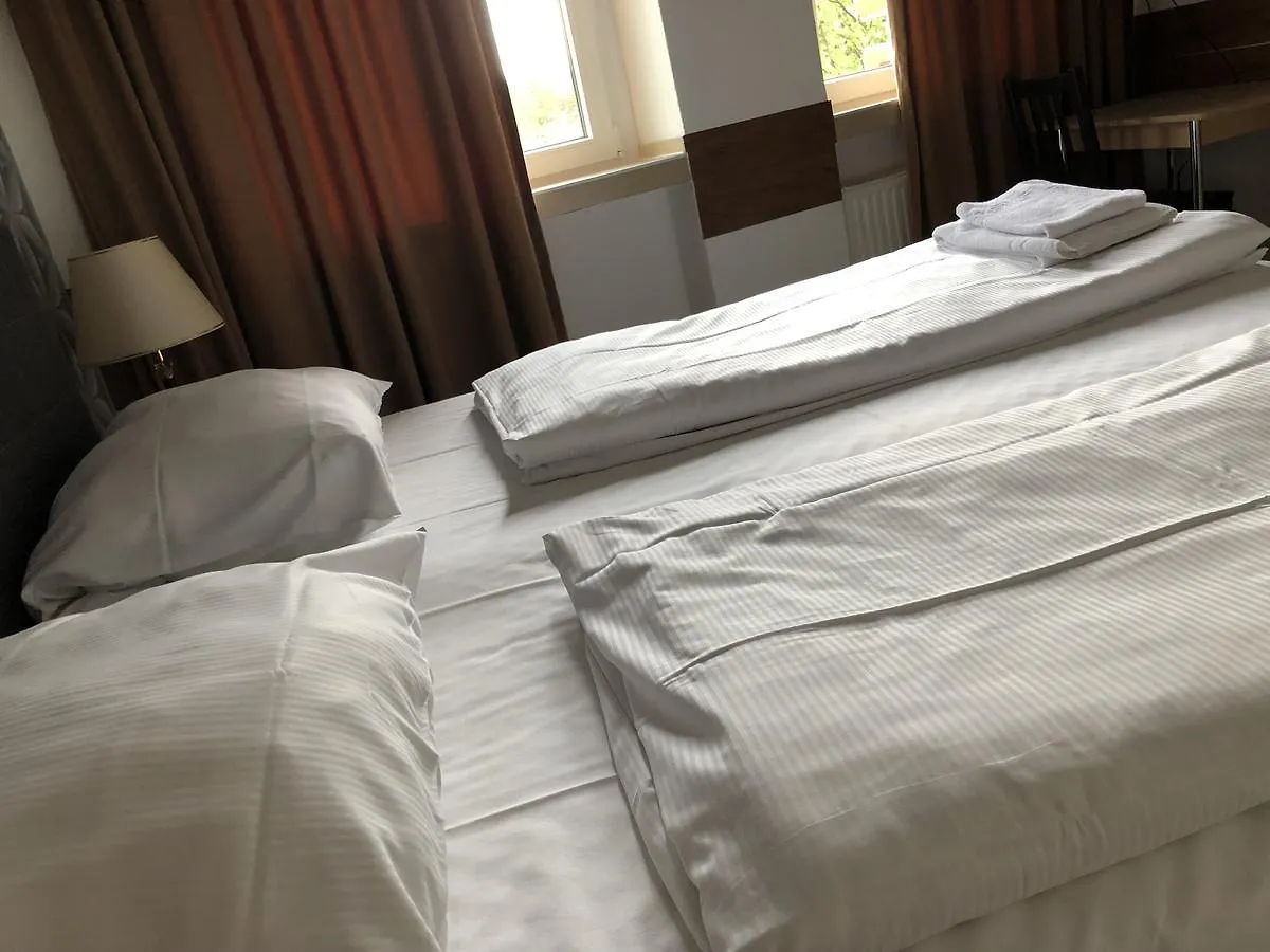 Hotel Moji Koeln 2*, Colónia Alemanha